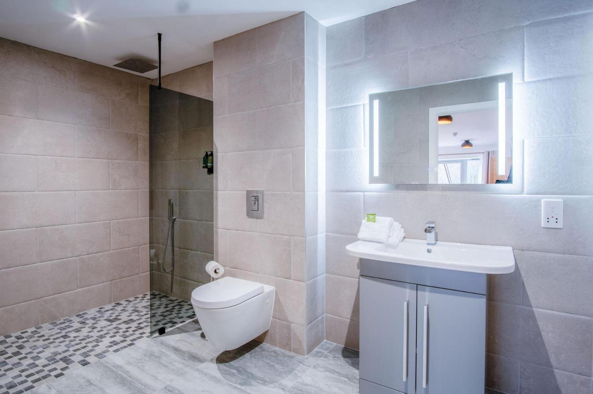 Suite 3 - Sleeping Giant Hotel - Pen Y Cae Inn Brecon Luaran gambar